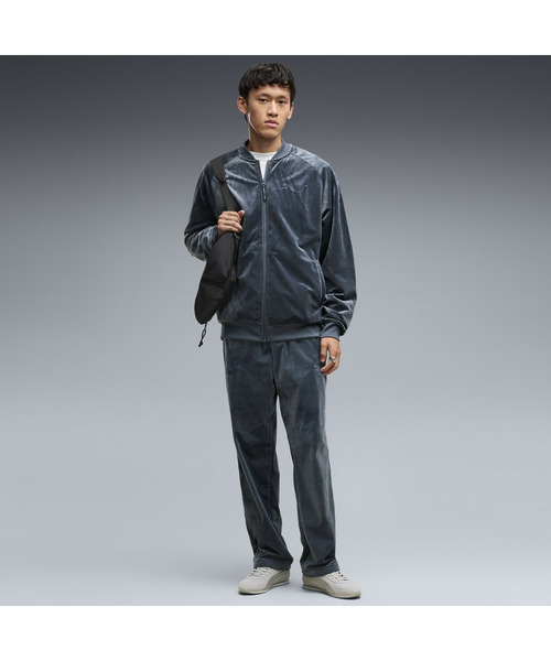 PUMA(プーマ)の「PUMA プーマ メンズ ESS エレベーテッド リラックスド ベロア トラックジャ(ジャージ・メンズ・ネイビー/ダークブラウン系/ブラック×レッド・LARGE/XX-LARGE/MEDIUM/SMALL/X-LARGE)」の14枚目の写真