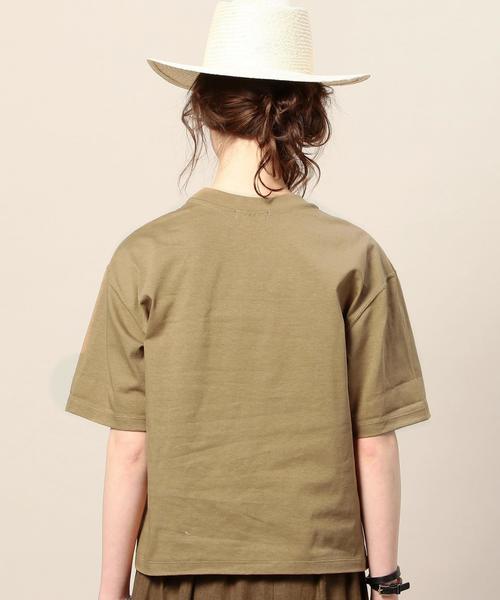 BEAUTY&YOUTH UNITED ARROWS(ビューティーアンドユースユナイテッドアローズ)の「BY BD ロールアップTシャツ◆(Tシャツ/カットソー・レディース・ホワイト/ベージュ/ライトピンク/ネイビー/ライム/レッド/ブラック・FREE)」の21枚目の写真