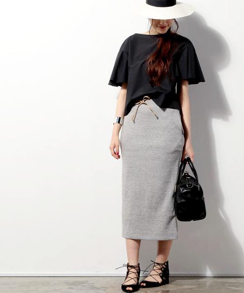 UNITED ARROWS（ユナイテッドアローズ）の「UWBT ジャージー リブ タイトスカート◆（スカート・レディース・グレー/オリーブ/ネイビー・FREE）」の2枚目の写真