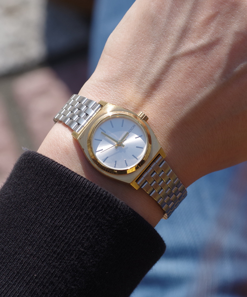 NIXON（ニクソン）の「【NIXON/ニクソン】SMALL TIME TELLER （アナログ腕時計・レディース・ピンクゴールド/インディゴブルー/ゴールド系その他/ゴールド/ブラック/ピンク/シルバー×ゴールド・FREE）」の5枚目の写真