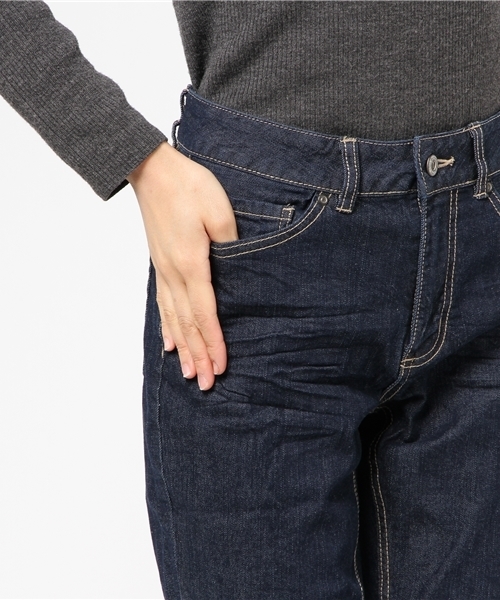 Honeys（ハニーズ）の「デニムテーパードパンツ（デニムパンツ・レディース・ライトインディゴブルー/インディゴブルー/ワンウォッシュ/ライトブルー・S/M/L/SS/LL）」の10枚目の写真