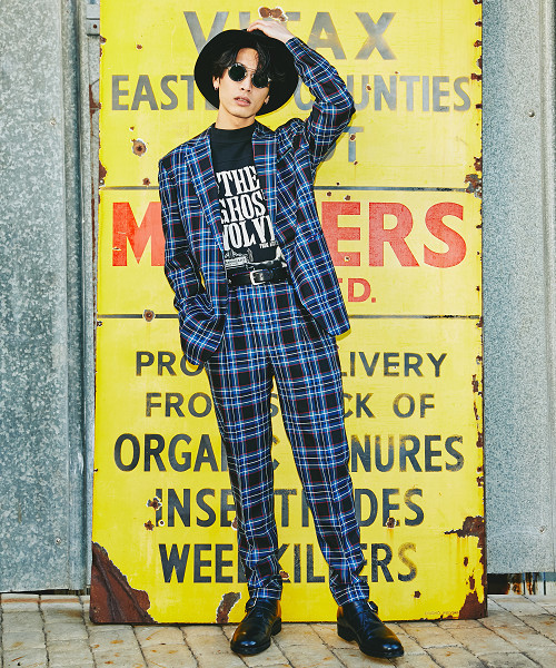 HYSTERIC GLAMOUR（ヒステリックグラマー）の「THE GHOST WOLVES/THE GHOST WOLVES R&R プリント リブ付Tシャツ（Tシャツ/カットソー・メンズ・ホワイト/ブラック・SMALL/MEDIUM/LARGE）」の12枚目の写真