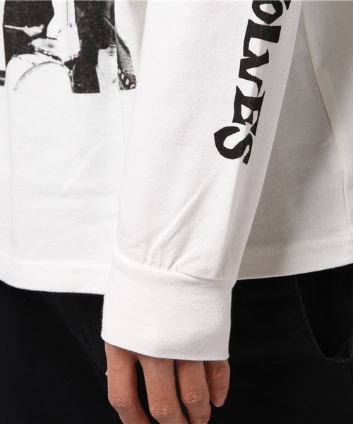 HYSTERIC GLAMOUR（ヒステリックグラマー）の「THE GHOST WOLVES/THE GHOST WOLVES R&R プリント リブ付Tシャツ（Tシャツ/カットソー・メンズ・ホワイト/ブラック・SMALL/MEDIUM/LARGE）」の8枚目の写真