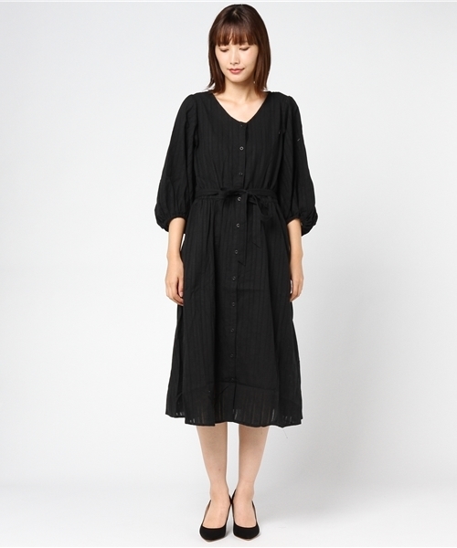 RAY CASSIN(レイカズン)の「TY ドビー袖ボリュームガウンワンピース(ワンピース・レディース・オフホワイト/ブラウン/ブラック・FREE)」の8枚目の写真