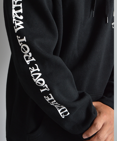 JUNGLES（ジャングルス）の「JUNGLES/ジャングルス MAKE LOVE NOT WAR HOODIE（パーカー・メンズ・ブラック・L/M/S/XL）」の3枚目の写真