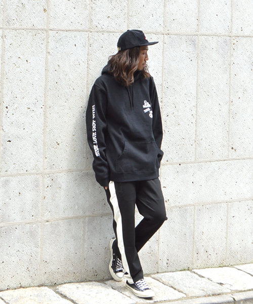 JUNGLES（ジャングルス）の「JUNGLES/ジャングルス MAKE LOVE NOT WAR HOODIE（パーカー・メンズ・ブラック・L/M/S/XL）」の13枚目の写真