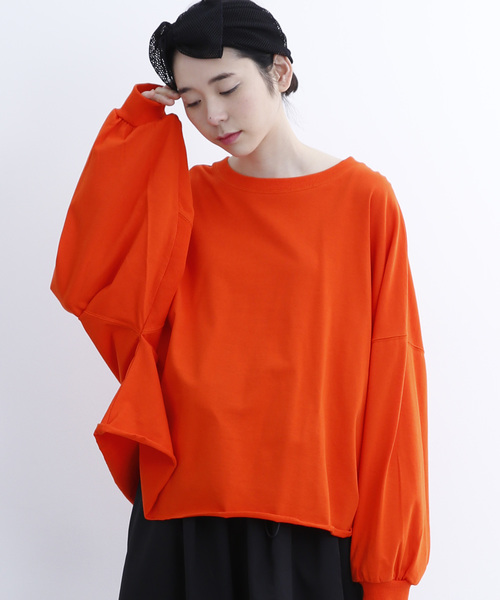 MERLOT(メルロー)の「ビッグシルエットドルマントレーナー1198(スウェット・レディース・ライトブルー/ブラック/オレンジ/ピンク/オフホワイト/レッド/キャメル/グリーン/ブルー・FREE)」の9枚目の写真