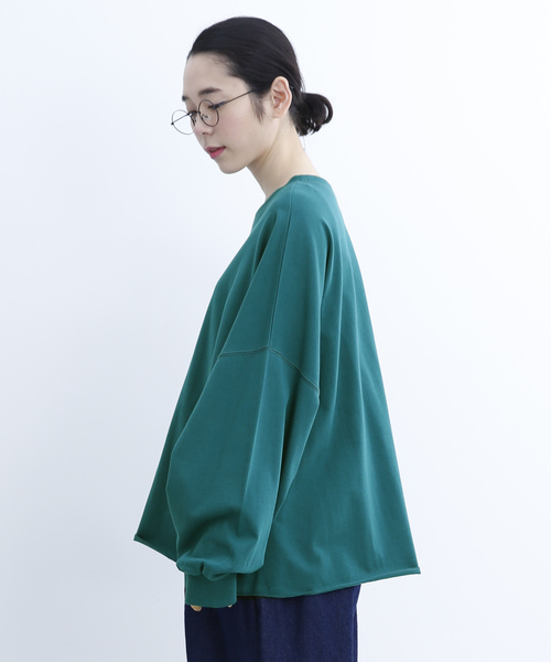 MERLOT(メルロー)の「ビッグシルエットドルマントレーナー1198(スウェット・レディース・ライトブルー/ブラック/オレンジ/ピンク/オフホワイト/レッド/キャメル/グリーン/ブルー・FREE)」の17枚目の写真