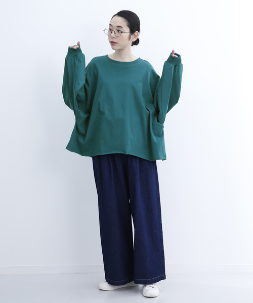 MERLOT(メルロー)の「ビッグシルエットドルマントレーナー1198(スウェット・レディース・ライトブルー/ブラック/オレンジ/ピンク/オフホワイト/レッド/キャメル/グリーン/ブルー・FREE)」の14枚目の写真