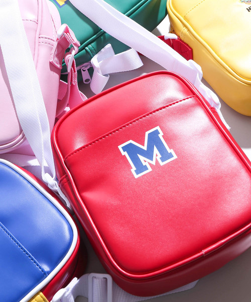 WEGO（ウィゴー）の「WEGO/ポケットボックスミニショルダーバッグ（ショルダーバッグ・レディース・シルバー/その他1/ブラック系その他/ブラック/ホワイト/レッド/ピンク/イエロー/グリーン/マルチ・FREE）」の8枚目の写真