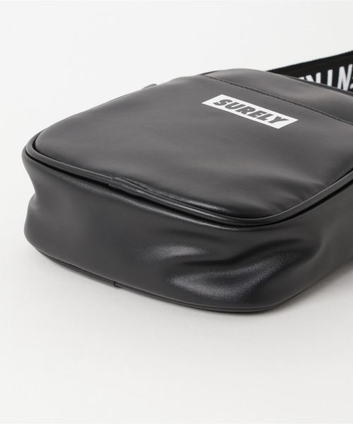 WEGO（ウィゴー）の「WEGO/ポケットボックスミニショルダーバッグ（ショルダーバッグ・レディース・シルバー/その他1/ブラック系その他/ブラック/ホワイト/レッド/ピンク/イエロー/グリーン/マルチ・FREE）」の12枚目の写真