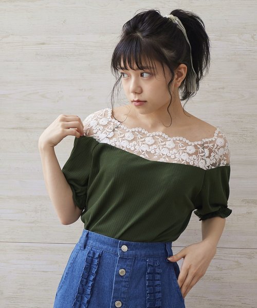 OLIVE des OLIVE（オリーブデオリーブ）の「肩レースプルオーバー（Tシャツ/カットソー・レディース・ブラック/オフホワイト/グリーン/レンガ・FREE）」の3枚目の写真