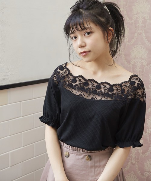 OLIVE des OLIVE（オリーブデオリーブ）の「肩レースプルオーバー（Tシャツ/カットソー・レディース・ブラック/オフホワイト/グリーン/レンガ・FREE）」の5枚目の写真