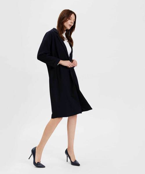 CHARLES & KEITH(チャールズ & キース)の「アシンメトリトップラインパンプス / ASYMMETRICAL TOPLINE PUMPS(パンプス・レディース・ブラック/レッド/ピンク/ダークブルー・22cm/22.5cm/23cm/23.5cm/24.5cm/25cm/25.5cm)」の15枚目の写真
