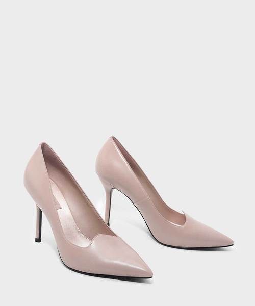 CHARLES & KEITH(チャールズ & キース)の「アシンメトリトップラインパンプス / ASYMMETRICAL TOPLINE PUMPS(パンプス・レディース・ブラック/レッド/ピンク/ダークブルー・22cm/22.5cm/23cm/23.5cm/24.5cm/25cm/25.5cm)」の18枚目の写真