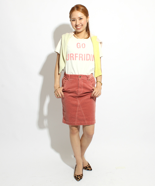 Ray BEAMS（レイビームス）の「□Ray BEAMS / コーデュロイ タイトスカート（スカート・レディース・ピンク/オリーブ/インディゴブルー/オフホワイト・0/1）」の8枚目の写真