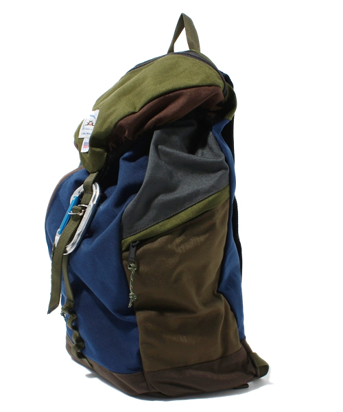 BEAMS(ビームス)の「EPPERSON MOUNTAINEERING / CLIMB PACK(バックパック/リュック・メンズ・ワイン/オリーブ・ONE SIZE)」の4枚目の写真