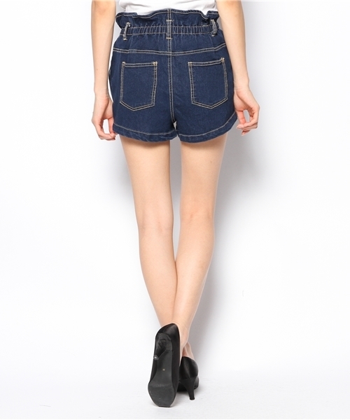 WEGO（ウィゴー）の「WEGO/デニムハイウエストショートパンツ（デニムパンツ・レディース・インディゴブルー/ライトインディゴブルー・FREE）」の4枚目の写真