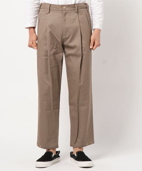 ADAM ET ROPE'(アダムエロペ)の「【Wild Life Tailor】ストレッチドビーカルゼパンツ(その他パンツ・メンズ・ブラック/ベージュ/キャメル・M/L)」の3枚目の写真