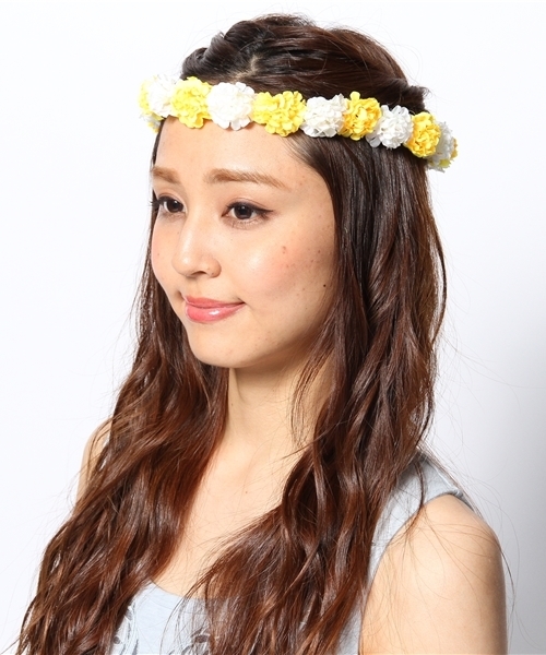WEGO（ウィゴー）の「WEGO/フラワーヘアバンド（ヘアバンド・レディース・ホワイト/パープル/ピンク/イエロー・FREE）」の4枚目の写真