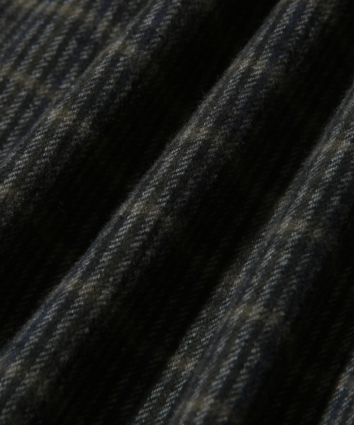 ADAM ET ROPE'（アダムエロペ）の「クラシックチェック バンドカラーシャツ（シャツ/ブラウス・メンズ・ダークブラウン/イエロー/スミクロ・LL/M/L）」の15枚目の写真