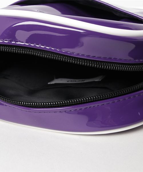 WEGO（ウィゴー）の「WEGO/エナメルスクエアショルダーバッグ