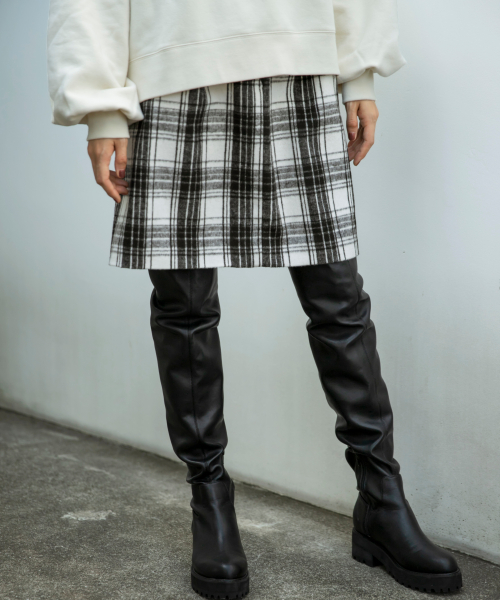 LOWRYS FARM(ローリーズファーム)の「シャギータイトスカート 856915(スカート・レディース・ブラック/ベージュ/ブラウン/グレー/アイボリー・MEDIUM/LARGE)」の19枚目の写真