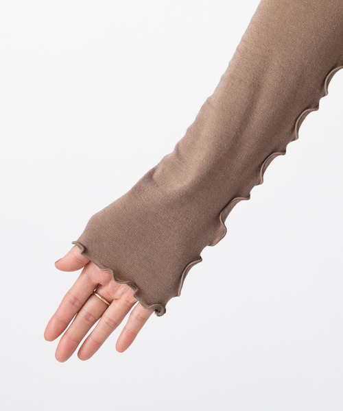 mystic（ミスティック）の「メロウ切り替えロンT（Tシャツ/カットソー・レディース・ブラック/ベージュ/キャメル/オフホワイト・FREE）」の7枚目の写真