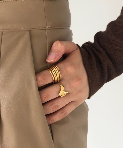TODAYFUL（トゥデイフル）の「コイルリング（リング・レディース・シルバー/ゴールド・#13/#11）」の4枚目の写真
