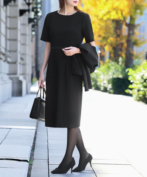 Flolia(フロリア)の「【喪服 礼服】ノーカラージャケット 膝丈Aラインワンピース セットアップ スーツ ブラックフォーマル マタニティ 妊婦 七五三 ママ 母親【洗える】(スーツセット・レディース・ブラック・2L/3L/4L/5L/S/M/L/6L/8L/XS/7L)」の13枚目の写真