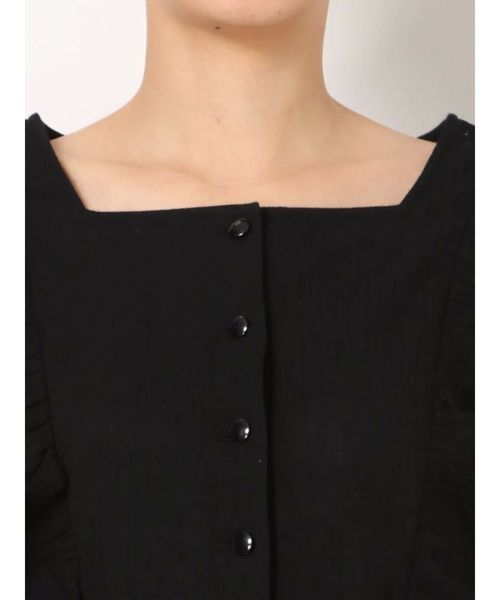 dazzlin(ダズリン)の「ラッフルフリルブラウス(シャツ/ブラウス・レディース・ブラック/ベージュ/オフホワイト・FREE)」の14枚目の写真