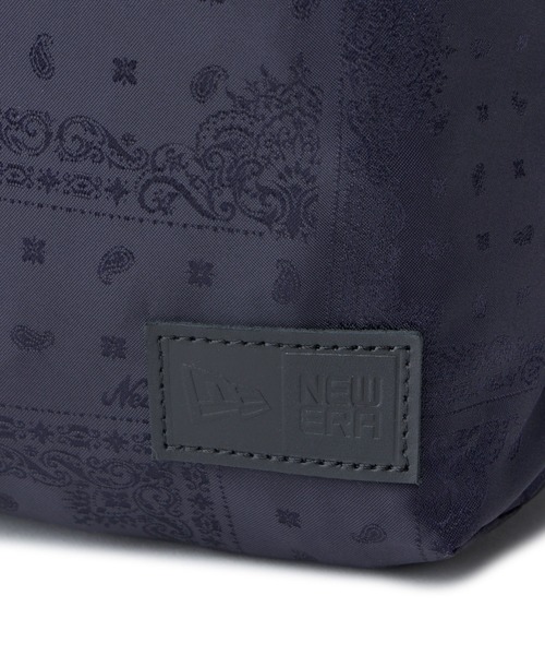 NEW ERA(ニューエラ)の「ニューエラ スリングボディバッグ 12L ブラック NEW ERA(ボディバッグ/ウエストポーチ・メンズ・ブラック/グレー/ネイビー/ブラック系その他/ベージュ・FREE)」の14枚目の写真