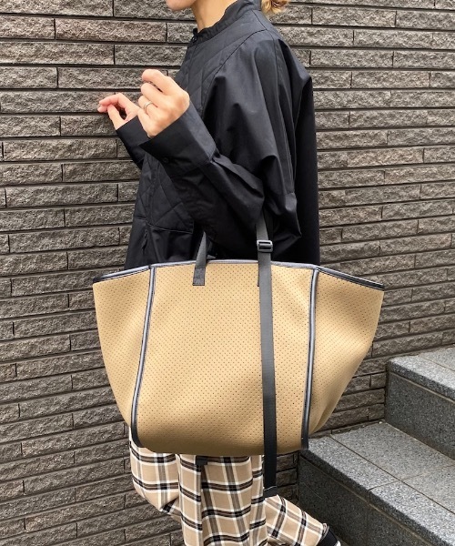 ボンディングパンチングトートバッグ ポーチset マザーズバッグ ママ ベビー ポーチset マザーズバッグ マザーズバッグ Solpresa ソルプレーサ のファッション