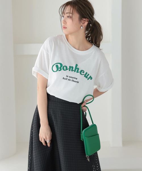 KOBE LETTUCE（コウベレタス）の「スマホショルダーミニウォレットバッグ（ショルダーバッグ・レディース・ブラック/シルバー/アイボリー/グレイッシュベージュ/グリーン/ピンク/ライトベージュ/ベージュ系/スモークピンク/キャメル・FREE）」の16枚目の写真