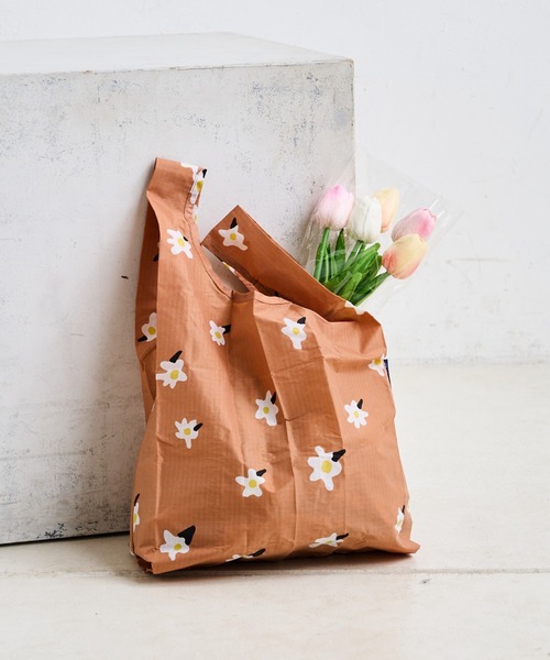 BAGGU（バグー）の「【BAGGU】BABY BAGGU（エコバッグ/サブバッグ・レディース・ネイビー/ブラック系その他/ライトグレー/ブロンズ/グレー/ブラウン系その他/マスタード/インディゴブルー/ブラック系その他2/カーキ/ピンク系その他/レッド/グリーン系その他/ブルー/ホワイト/オリーブ/ブラウン系その他2/ブルー系その他2/イエロー系その他2/サーモンピンク/ピンク系その他2/イエロー系その他/ブルー系その他/ホワイト系その他3/ローズ/オレンジ/ダークグリーン/サックスブルー/ライム・FREE）」の9枚目の写真