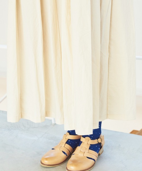 bulle de savon（ビュルデサボン）の「オーガニックコットン タックジャンパースカート（ジャンパースカート・レディース・キナリ/チャコールグレー・FREE）」の5枚目の写真