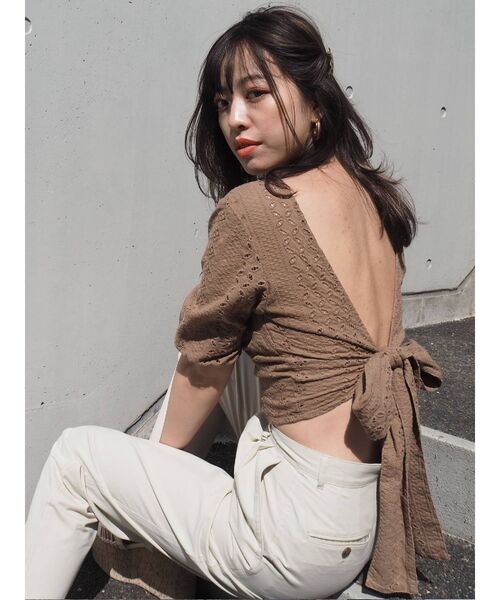 EVRIS（エヴリス）の「コットンレースバックリボンブラウス（シャツ/ブラウス・レディース・カーキ/ブラウン/ホワイト/ブラック・FREE）」の14枚目の写真