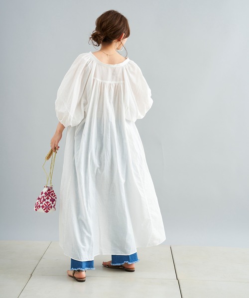 DouDou（ドゥドゥ）の「袖切替カフタンワンピース（ワンピース・レディース・オフホワイト/ブラック/パープル・FREE）」の6枚目の写真