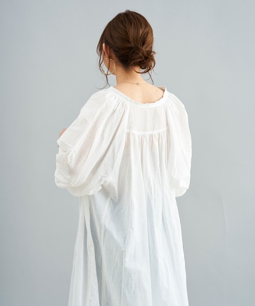 DouDou（ドゥドゥ）の「袖切替カフタンワンピース（ワンピース・レディース・オフホワイト/ブラック/パープル・FREE）」の13枚目の写真