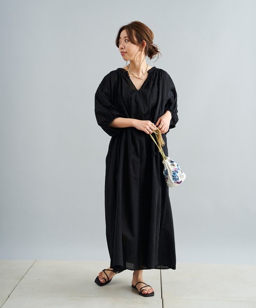 DouDou（ドゥドゥ）の「袖切替カフタンワンピース（ワンピース・レディース・オフホワイト/ブラック/パープル・FREE）」の16枚目の写真