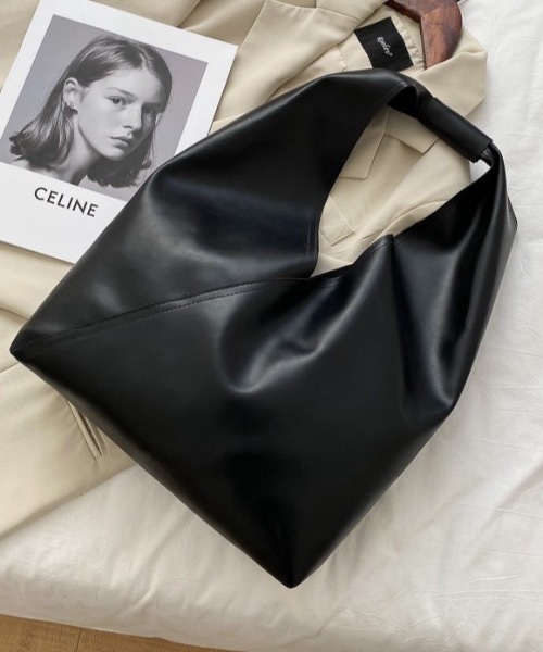 KOR（ケーオーアール）の「トライアングルトート（トートバッグ・レディース・ホワイト/ブラック/ブラウン・FREE）」の16枚目の写真