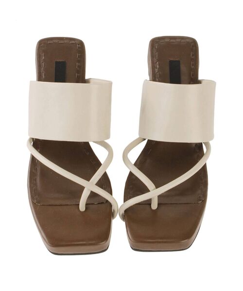 EMODA（エモダ）の「クロススクエアサンダル（サンダル・レディース・アイボリー/ブラック・SMALL/MEDIUM/LARGE）」の17枚目の写真