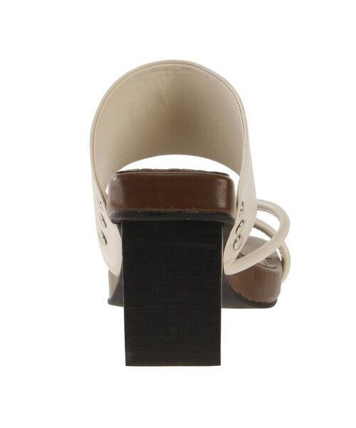 EMODA（エモダ）の「クロススクエアサンダル（サンダル・レディース・アイボリー/ブラック・SMALL/MEDIUM/LARGE）」の16枚目の写真