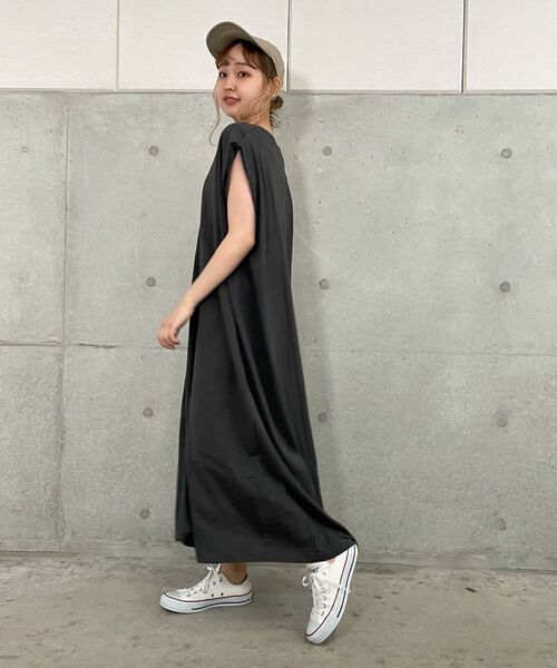 fredy repit（フレディレピ）の「スラブカットワンピース（ワンピース・レディース・チャコールグレー/ブラウン/ブラック・38）」の14枚目の写真
