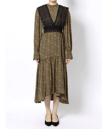 MERCURYDUO | レースビスチェ付フラワーティアードワンピース(ワンピース)