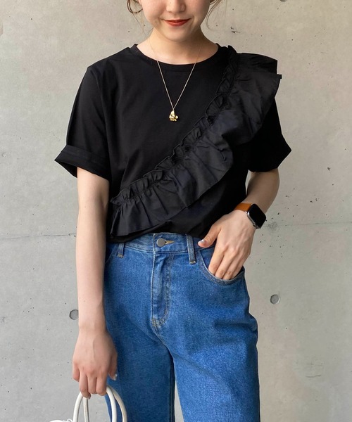 CAPRICIEUX LE'MAGE（カプリシューレマージュ）の「アシメフリルＴシャツ（Tシャツ/カットソー・レディース・ブラック/ホワイト・FREE）」の10枚目の写真