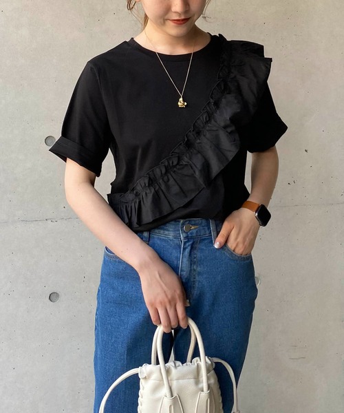 CAPRICIEUX LE'MAGE（カプリシューレマージュ）の「アシメフリルＴシャツ（Tシャツ/カットソー・レディース・ブラック/ホワイト・FREE）」の11枚目の写真