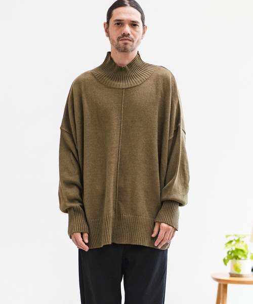 CAMBIO(カンビオ)の「mn2398-Gimmick Loose Turtle Neck Knit Pullover プルオーバー(ニット/セーター・メンズ・ブラック/オリーブ/グレイッシュベージュ/キナリ・S/M/L)」の14枚目の写真