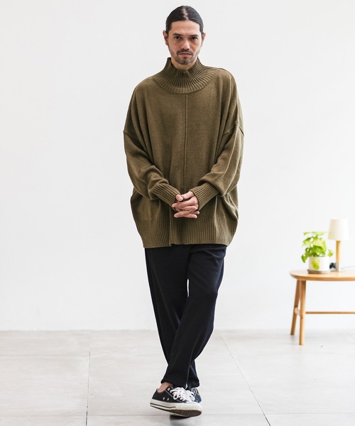 CAMBIO(カンビオ)の「mn2398-Gimmick Loose Turtle Neck Knit Pullover プルオーバー(ニット/セーター・メンズ・ブラック/オリーブ/グレイッシュベージュ/キナリ・S/M/L)」の17枚目の写真