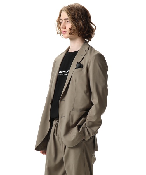 uniform experiment（ユニフォームエクスペリメント）の「STRETCH PLAIN WEAVE CLOTH 2BUTTON JACKET（テーラードジャケット・メンズ・チャコールグレー/ベージュ・3/2/4/1）」の12枚目の写真